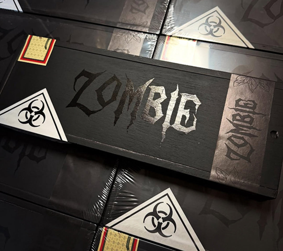 Viaje Zombie Biohazard Black LE (Robusto) (5.0" x 52)
