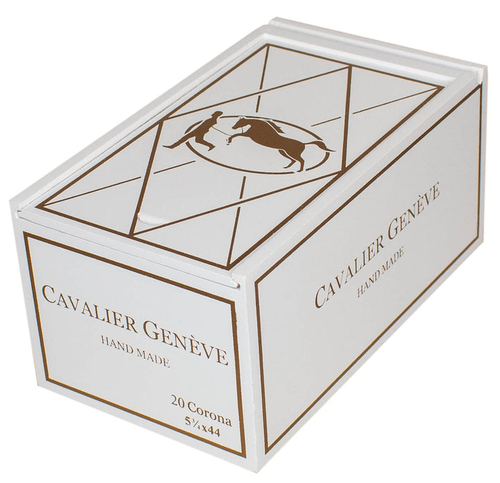 Cavalier Geneve White Series Corona (Corona) (5.75" x 44)