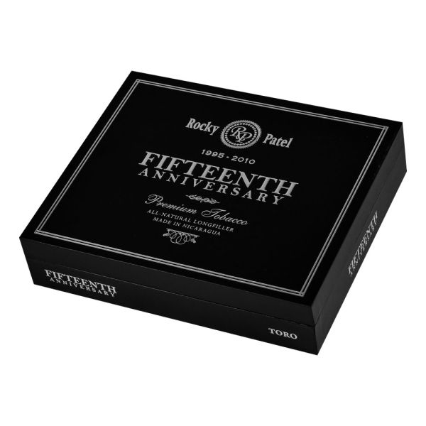 Rocky Patel 15th Anniversary Toro (6.5" x 52) Cigar