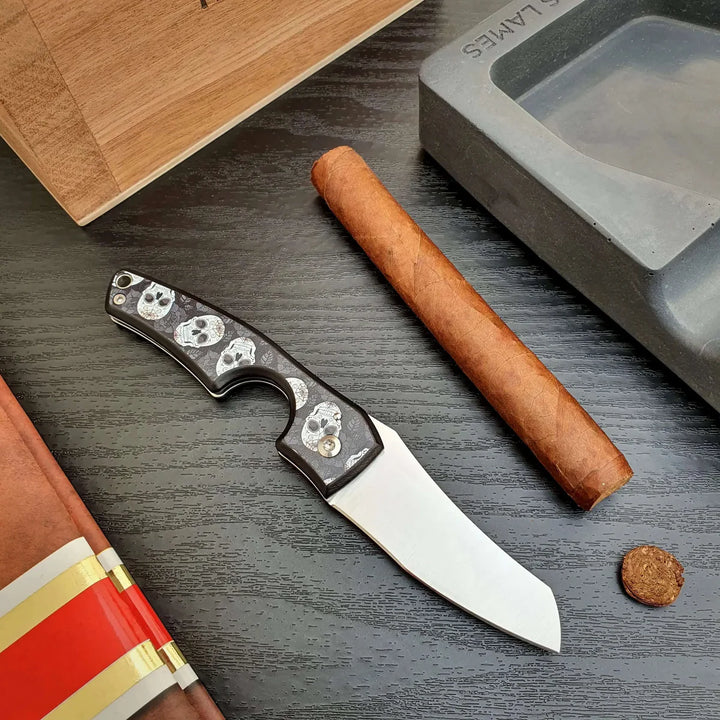 Les Fines Lames Cigar Knife LE PETIT - Calavera