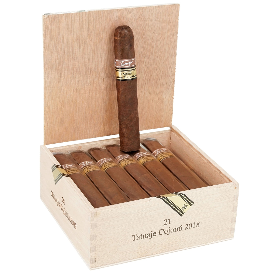 Tatuaje Cojonu 2018 (Robusto) (5.63" x 54)
