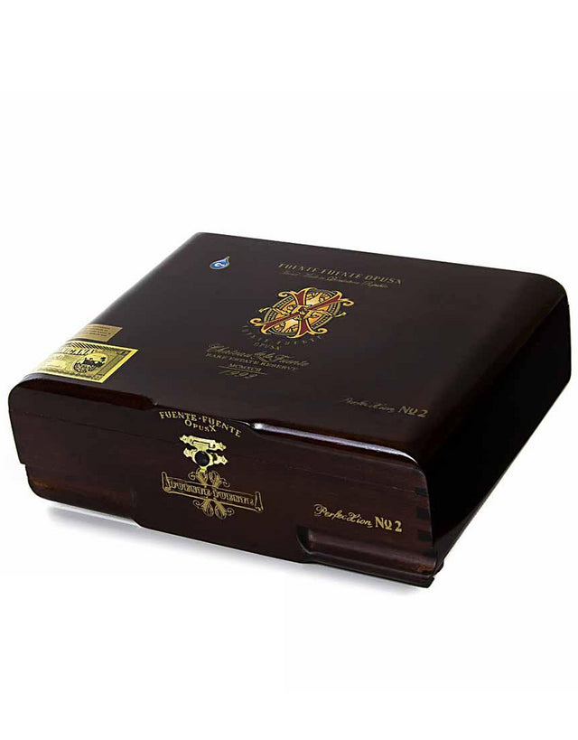 Fuente Fuente Opus X Perfecxion #2 (6.38" x 52)