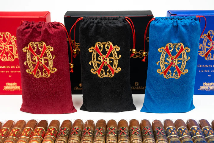 Brizard & Co. x Opus X Les Chaines De L'Amour Maccarrone Collaboration Cigar case + Opus X Cigars - Red Ostrich