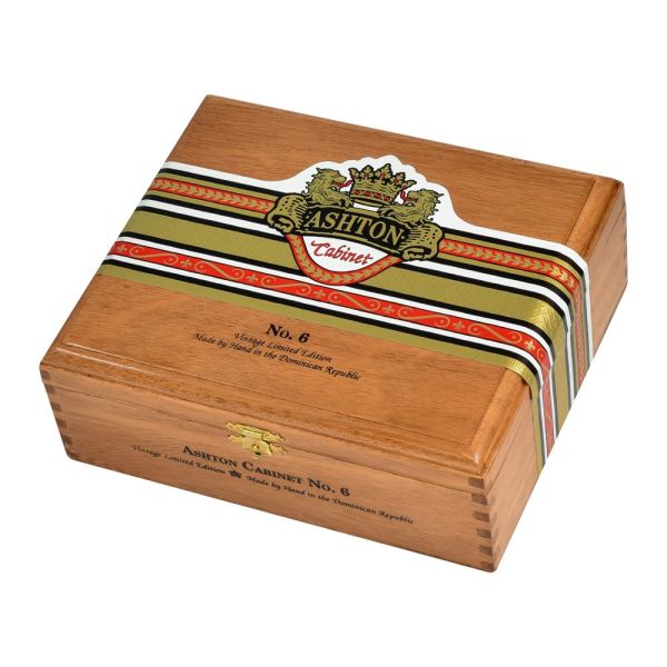 Ashton Cabinet Series Vintage No. 6 | Robusto Cigar