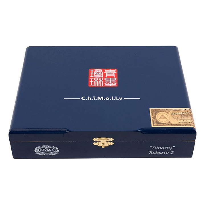 Closed box of ChiMolly Dynasty Robusto E cigars