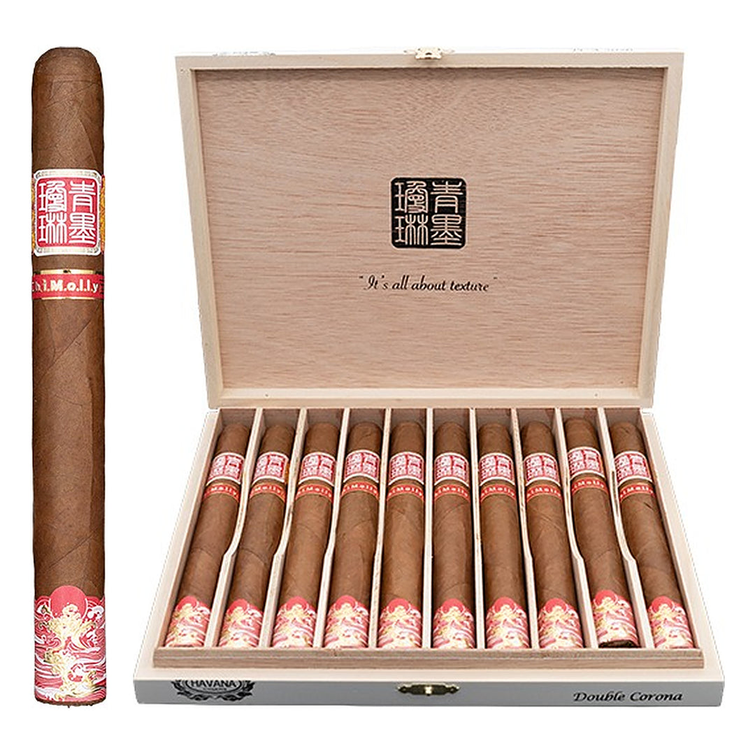 ChiMolly Pangu PCA 2026 Double Corona cigar, 7.0 × 52, with Ecuadorian Habano wrapper, beside its open box of 10