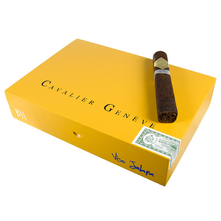 Cavalier Geneve Black II Series Viso Jalapa (Robusto) (5.0" x 50)