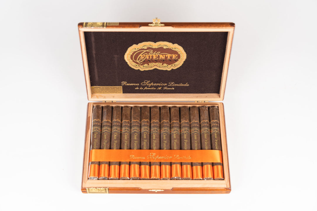 Arturo Fuente Casa Fuente Corona Gorda | Premium Cigars | 5.75" x 46 Size