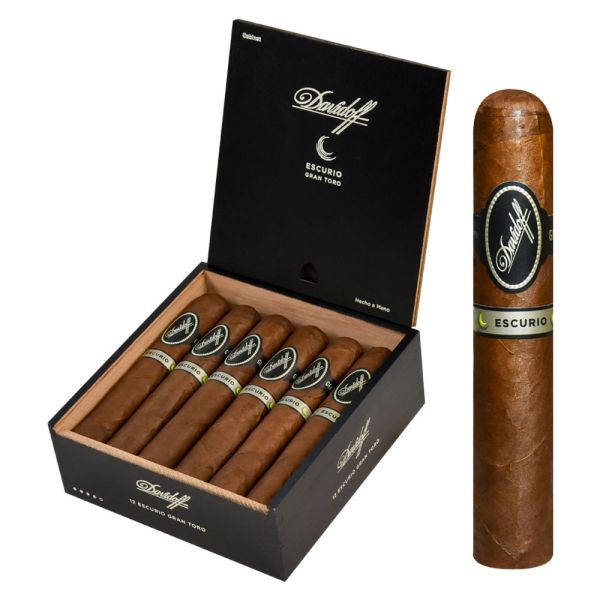 Davidoff Escurio Gran Toro (Gordo) – Medium to Full-Bodied Cigar