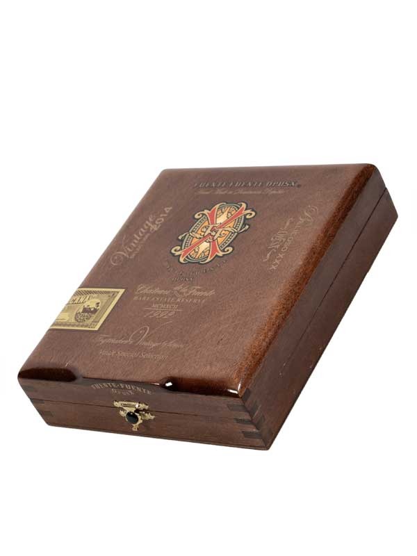 FUENTE FUENTE OPUS X TOYMAKER'S BELICOSO XXX VINTAGE 2014 CIGAR CLOSED BOX