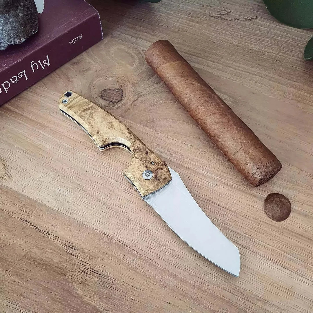 Les Fines Lames Cigar Knife LE PETIT - Acacia Burl