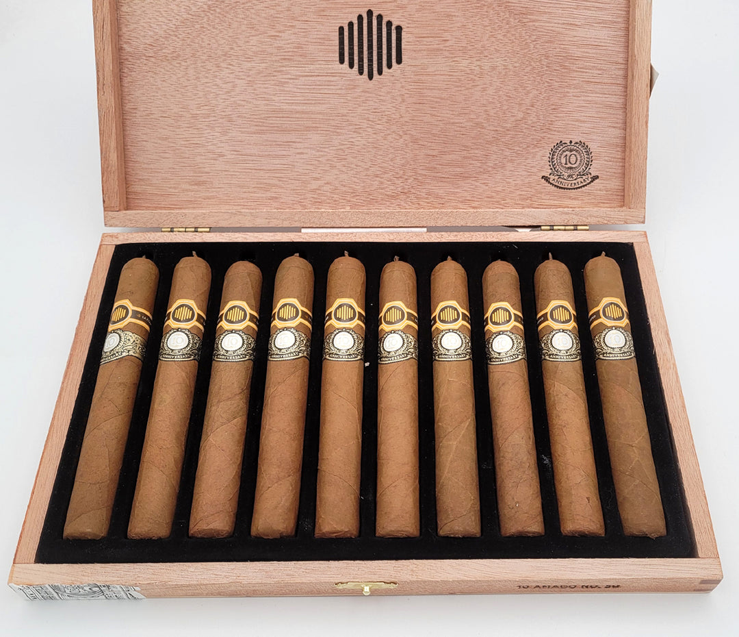 Warped La Colmena 10th Anniversary (Robusto Extra) (5.88" x 50)