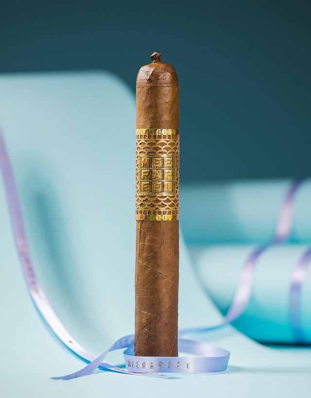Meerapfel Ernest Double Robusto (5.75" x 52)