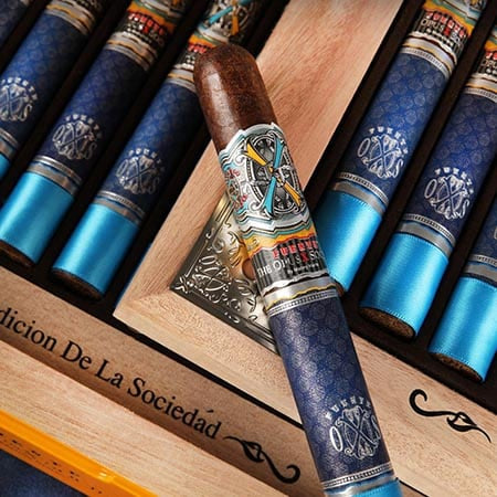 Fuente The Opus X Society Cigar