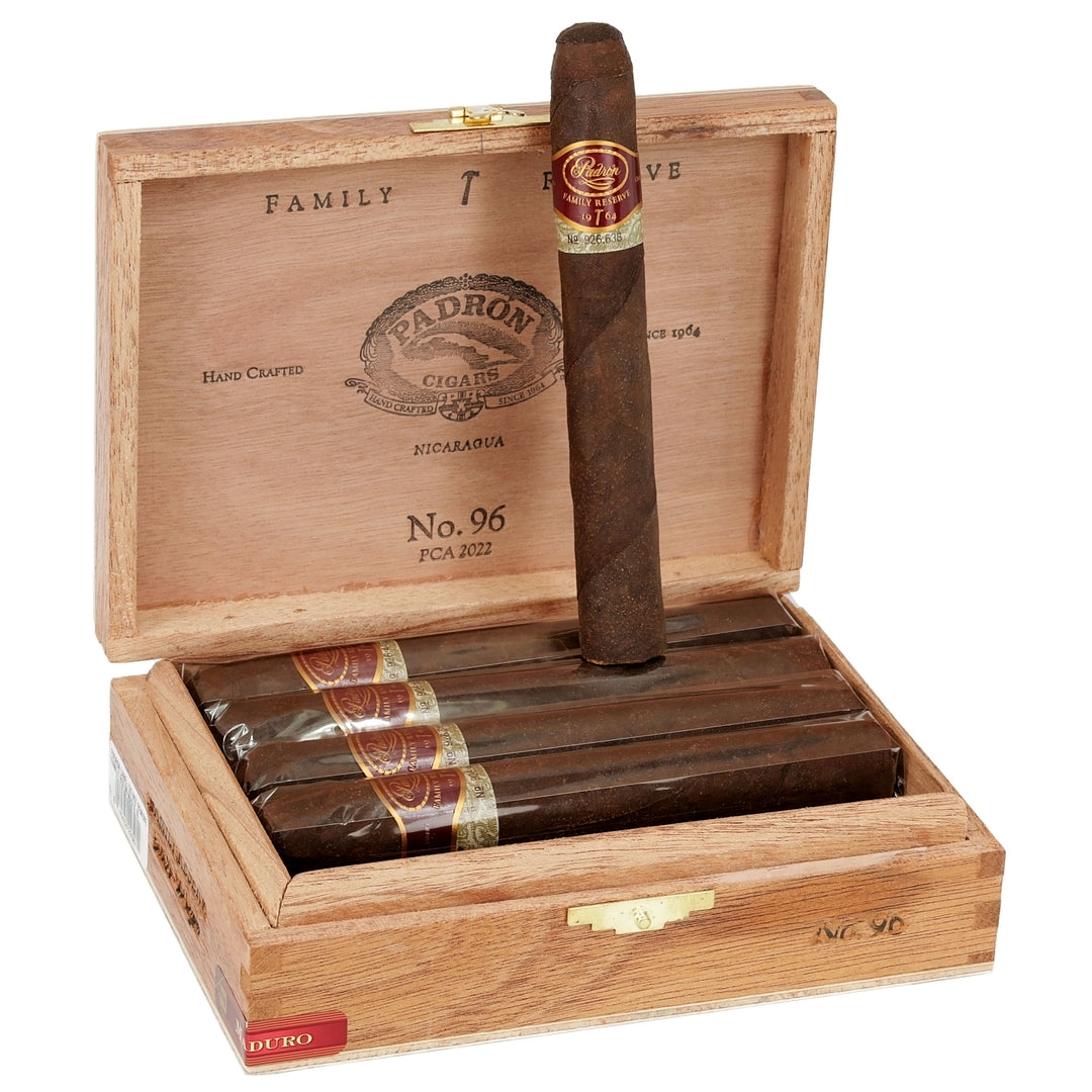 PADRON FAMILY RESERVE NO 96 CIGAR OPEN BOX