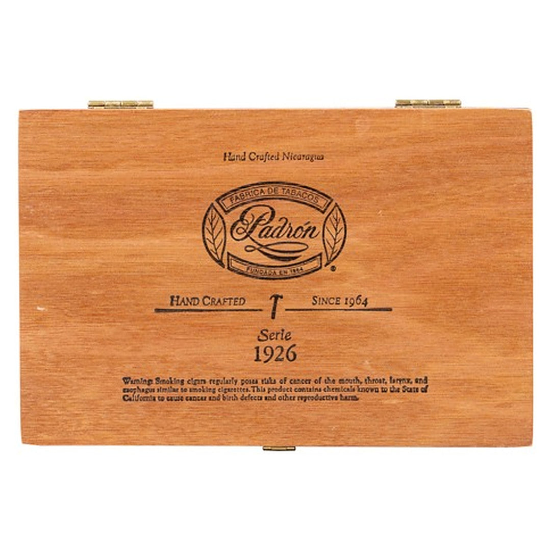 Closed box of Padron 1926 Series No. 1 Natural cigars