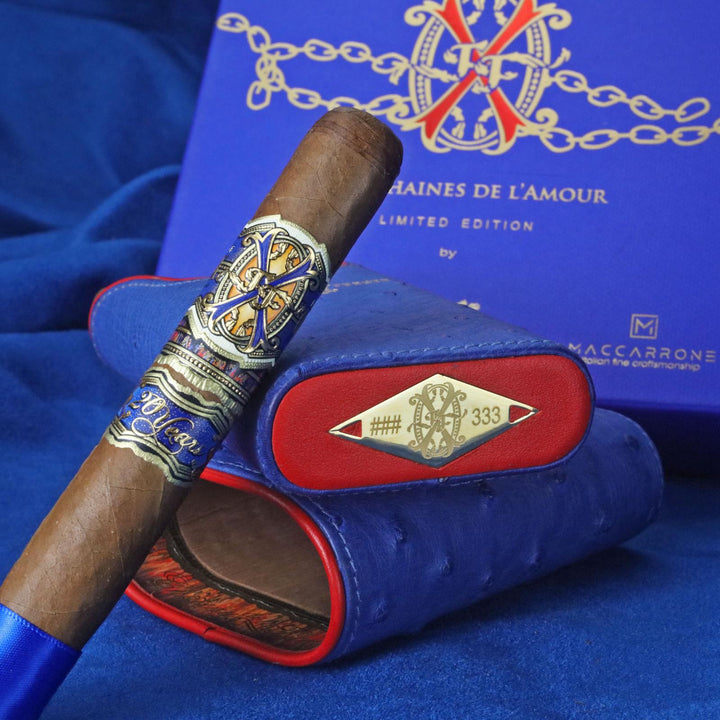 Brizard & Co. x Opus X Les Chaines De L'Amour Maccarrone Collaboration Cigar case + Opus X Cigars - Blue Ostrich