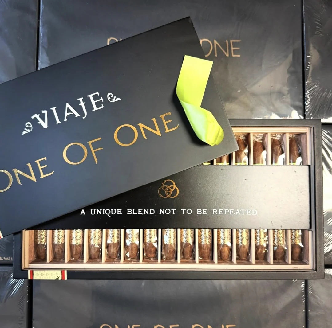 Viaje One of One Outer Edge (Robusto) (5.25 x 54)