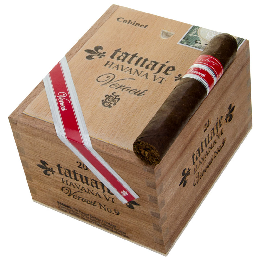 Tatuaje Havana VI Verocu Red No. 9 (Petite Robusto) (4.5" x 49)