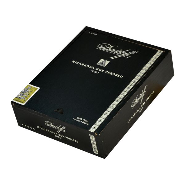 Davidoff Nicaragua Box Pressed Toro (6.0" x 52) Cigar 