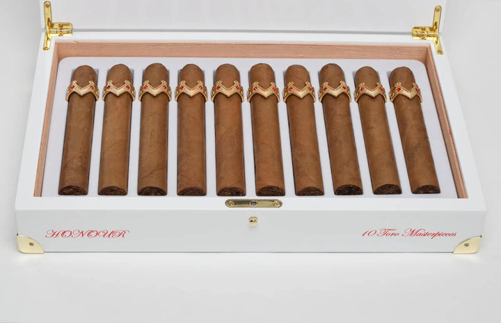 Vicente Blends Royalty Collection Honour (Toro Masterpiece) (5.88" x 56)