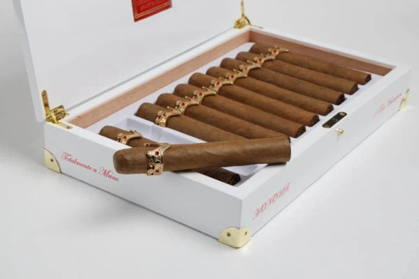 Vicente Blends Royalty Collection Honour (Toro Masterpiece) (5.88" x 56)