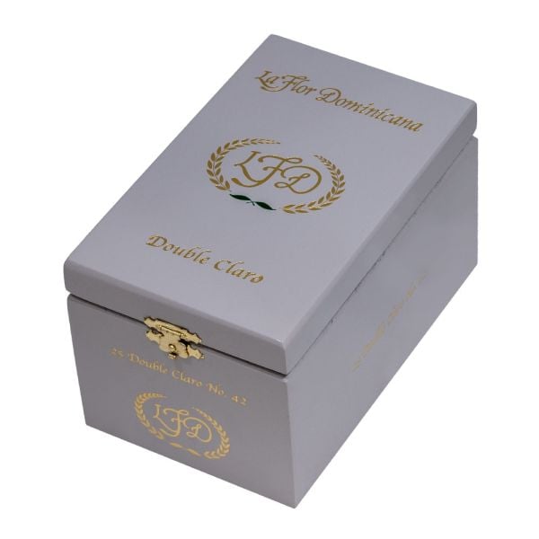 La Flor Dominicana (LFD) Double Claro No 42 (Corona) (5.5" x 42)