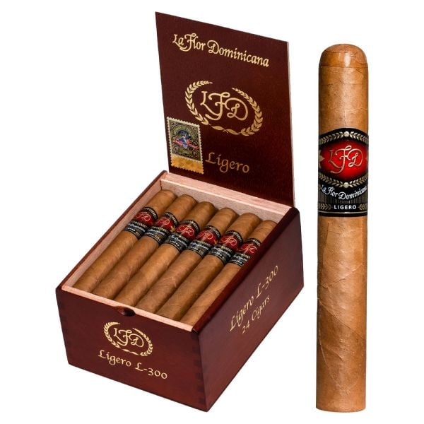 La Flor Dominicana (LFD) Ligero L-300 (Robusto) (5.75" x 50)