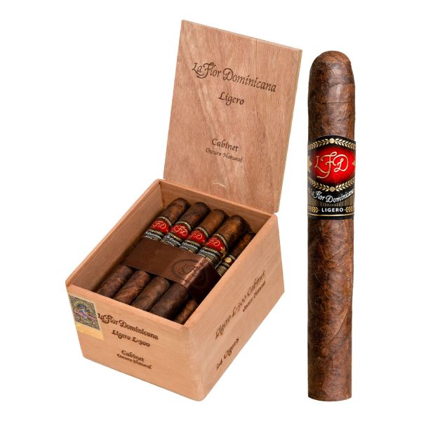 La Flor Dominicana (LFD) Ligero Cabinet L-300 Oscuro Natural (Toro) (5.75" x 50)
