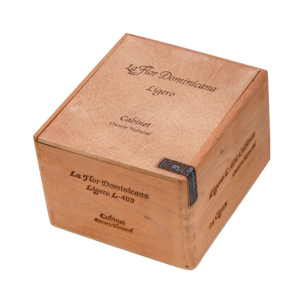 La Flor Dominicana (LFD) Ligero Cabinet L-400 Oscuro Natural (Toro) (5.75" x 54)