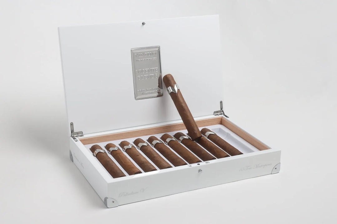 Vicente Blends Precious Collection Palladium V (Toro Masterpiece) (5.88" x 56)