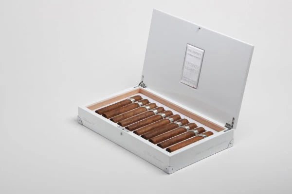Vicente Blends Precious Collection Palladium V (Toro Masterpiece) (5.88" x 56)