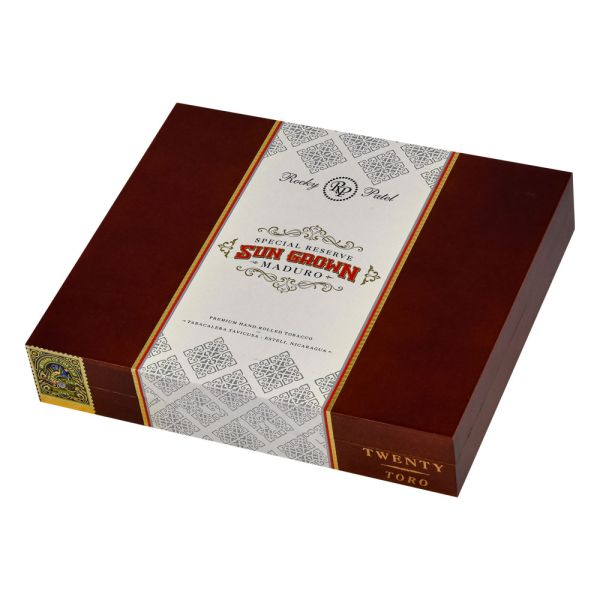 Rocky Patel Sun Grown Maduro Toro Cigar - Full-Bodied Rich Flavor (6.5" x 52)