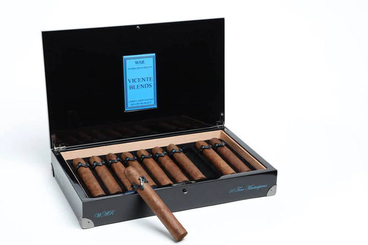 Vicente Blends Royalty Collection War (Toro Masterpiece) (5.88" x 56)